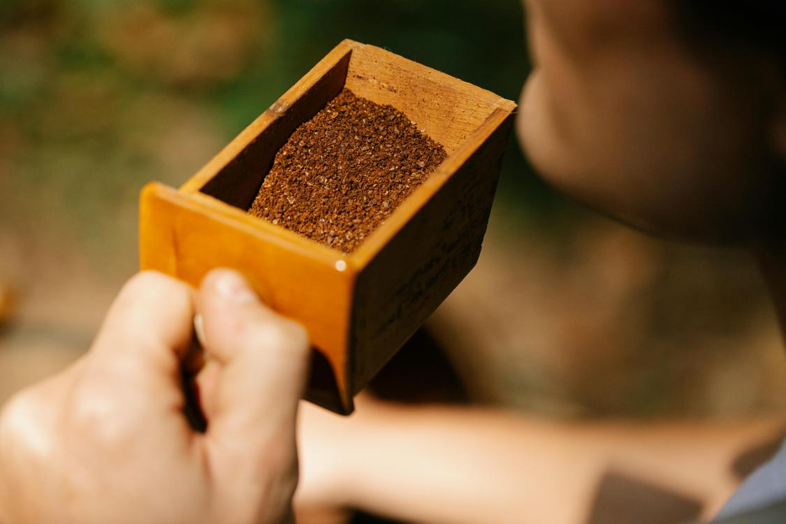 coffee grounds - Upgrade your office with these top-rated coffee makers
