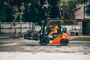 man driving truck on asphalt road 300x200 - man driving truck on asphalt road.jpg